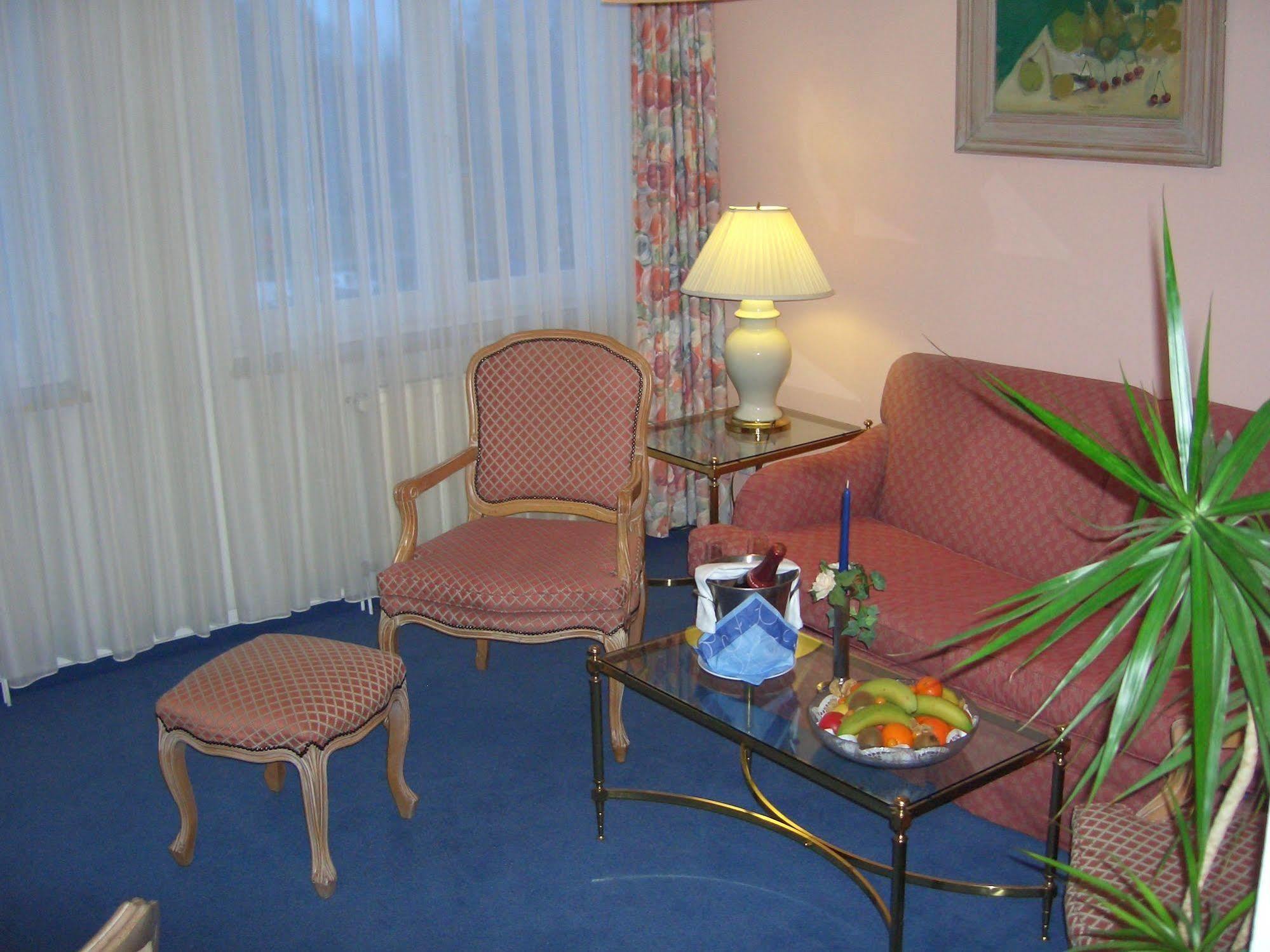 Hotel Belvedere Rostock Esterno foto